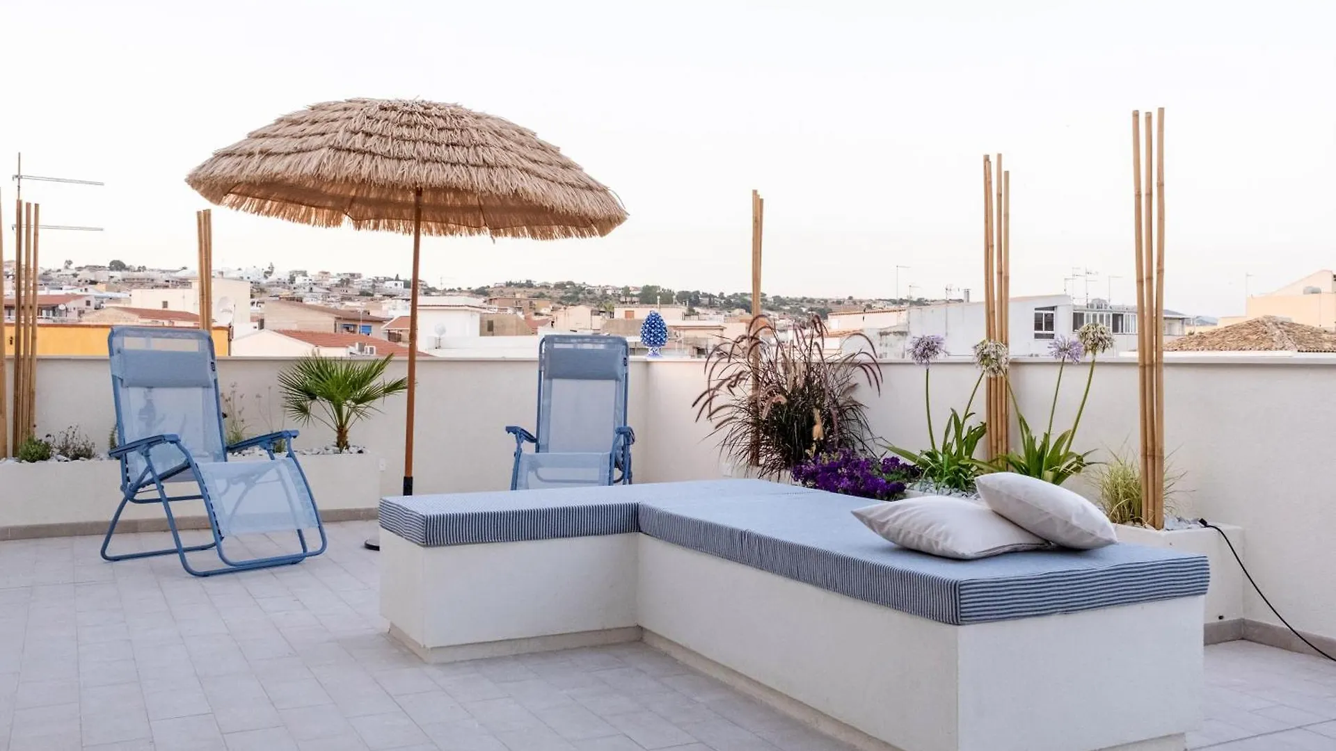 Casa Duca - Marina Di Ragusa Lägenhet
